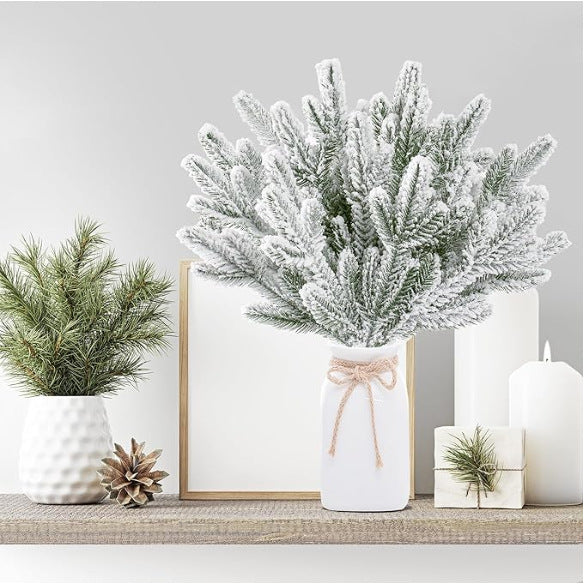 Popular Christmas decorations, Christmas gift making, Christmas snow, pine needles, Christmas snow, red berries, Christmas
